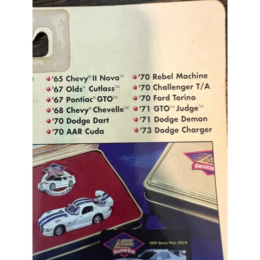Johnny Lightning Holiday Muscle Ornament Red 1967 Pontiac GTO